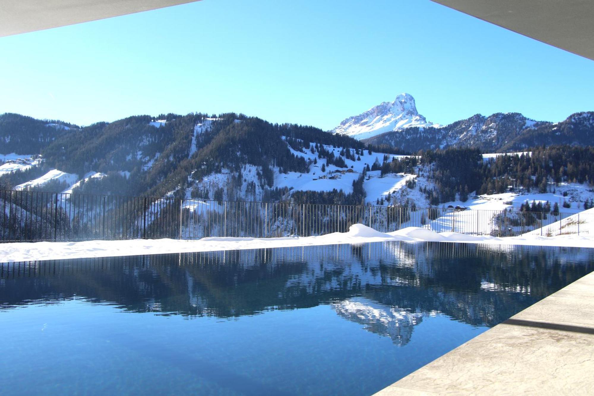 Hotel Alpenrose Dolomites La Valle Exteriér fotografie