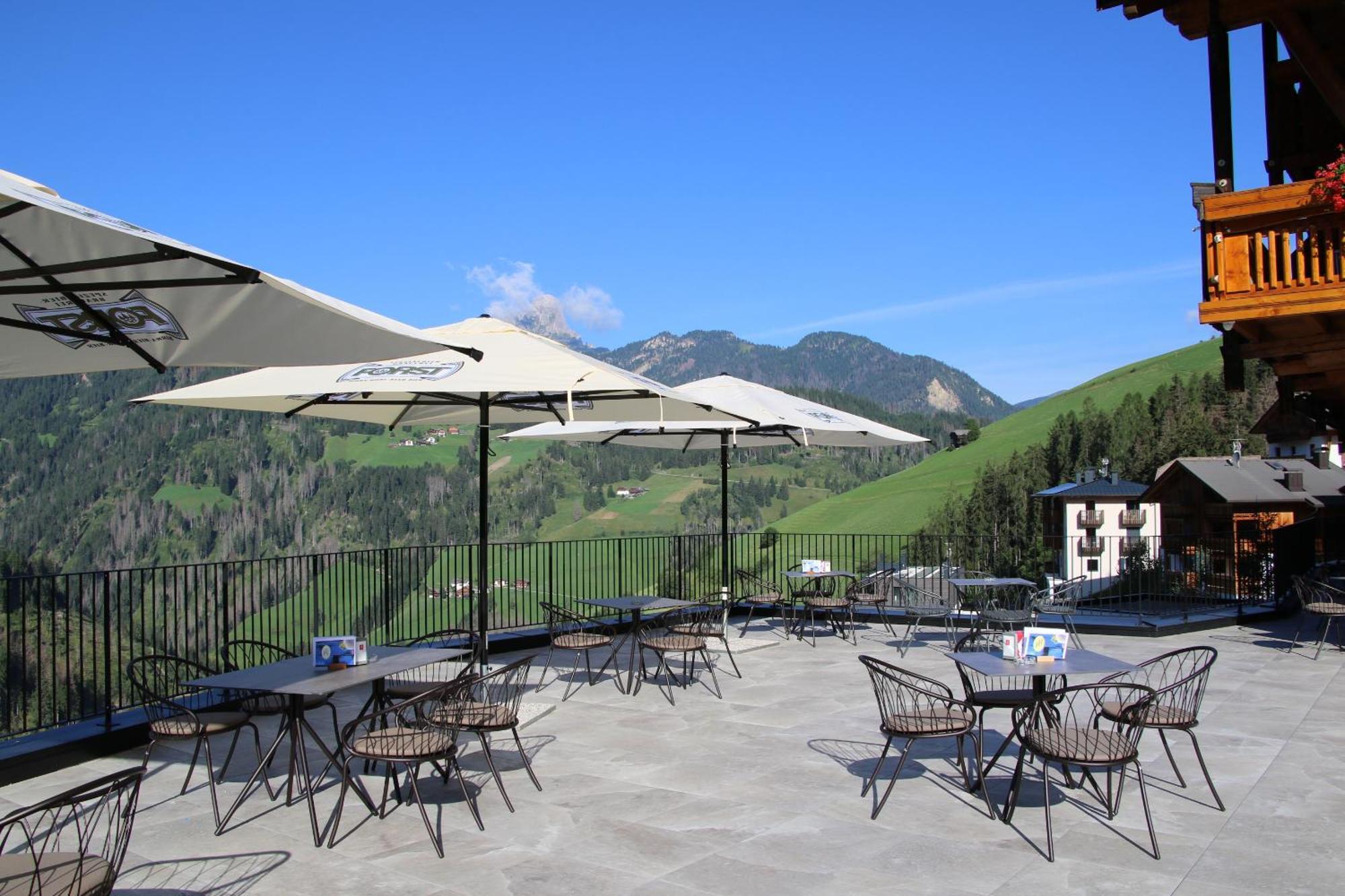 Hotel Alpenrose Dolomites La Valle Exteriér fotografie